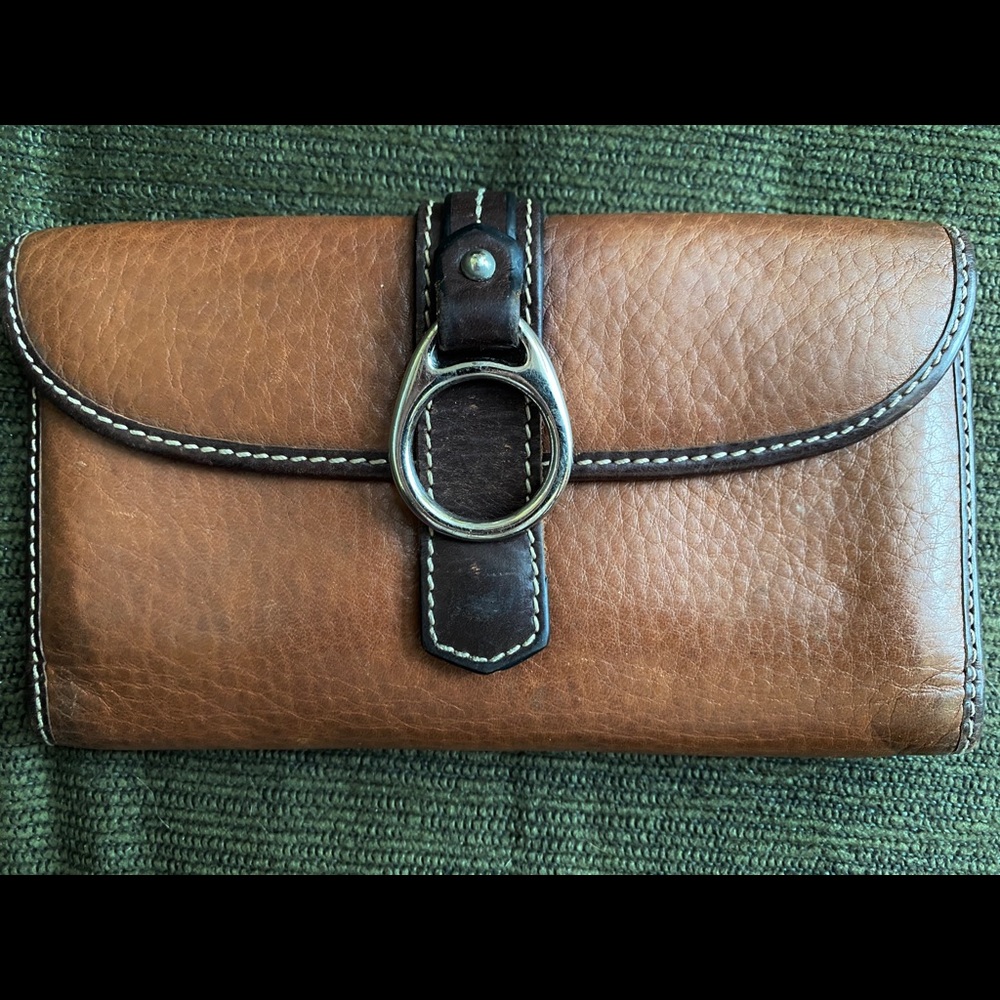 Vintage Dooney and Bourke Leather Wallet